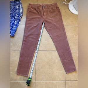 American Eagle Women's Mauve Corduroy Jeans Size 10